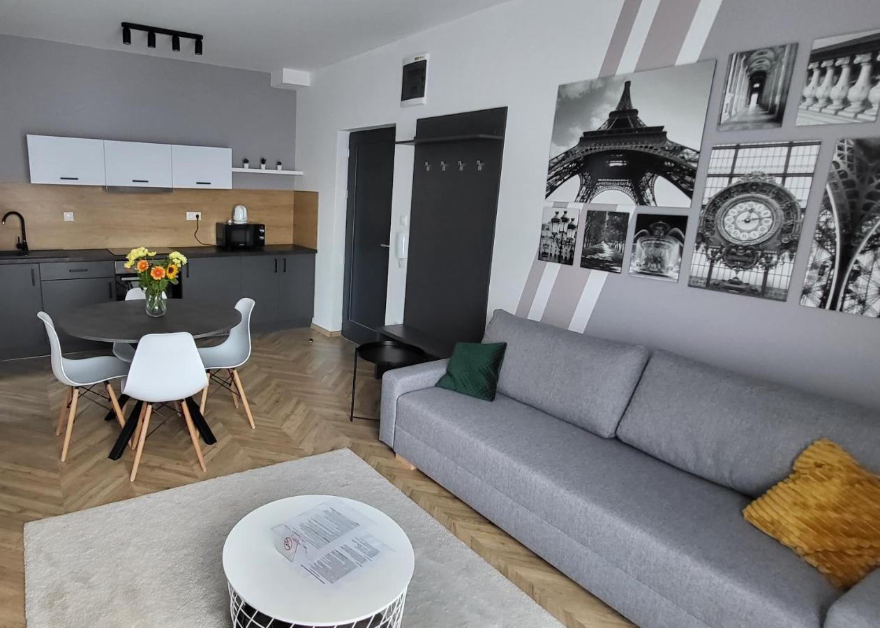 Dotis Apartman Tata Exteriér fotografie