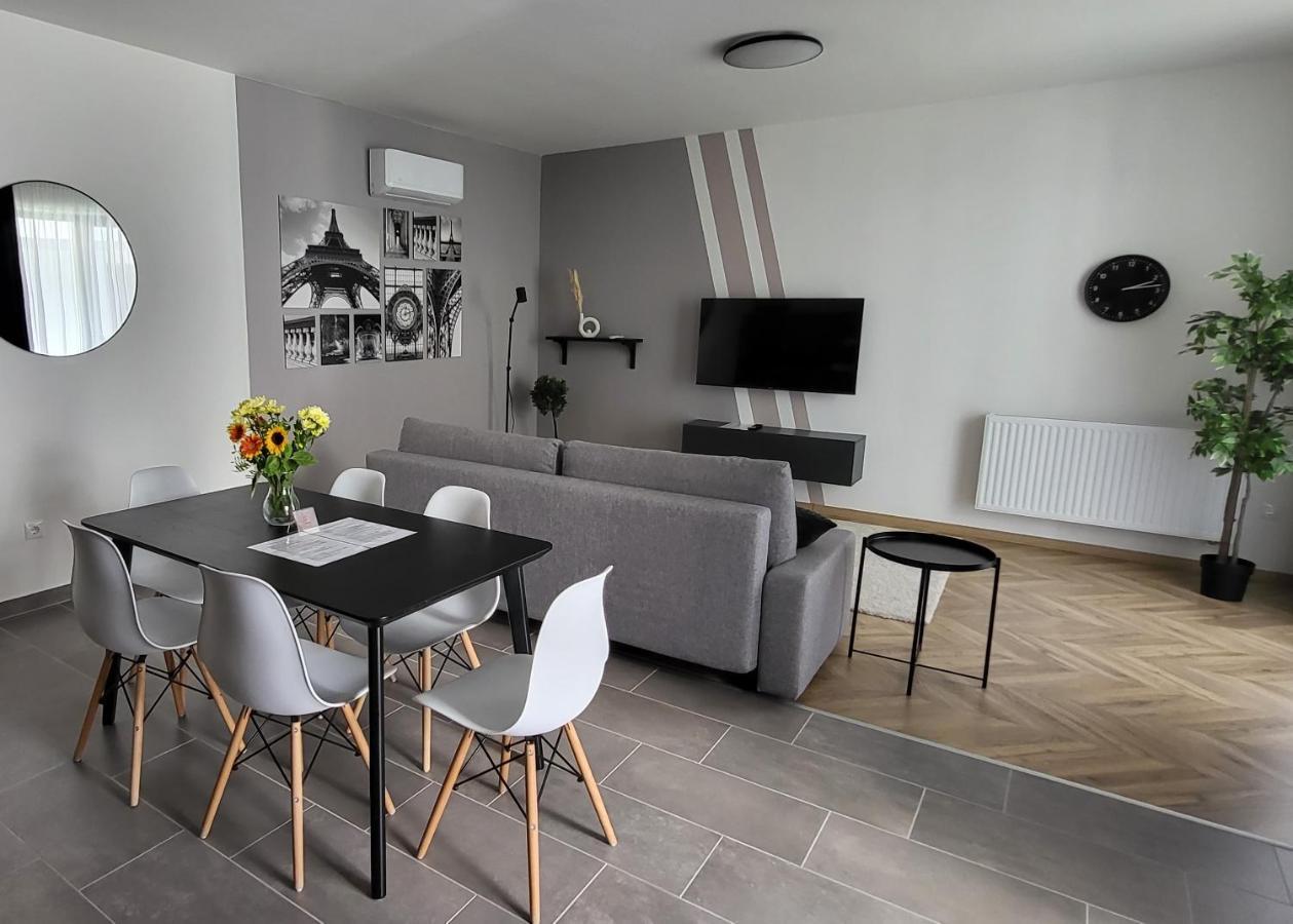 Dotis Apartman Tata Exteriér fotografie