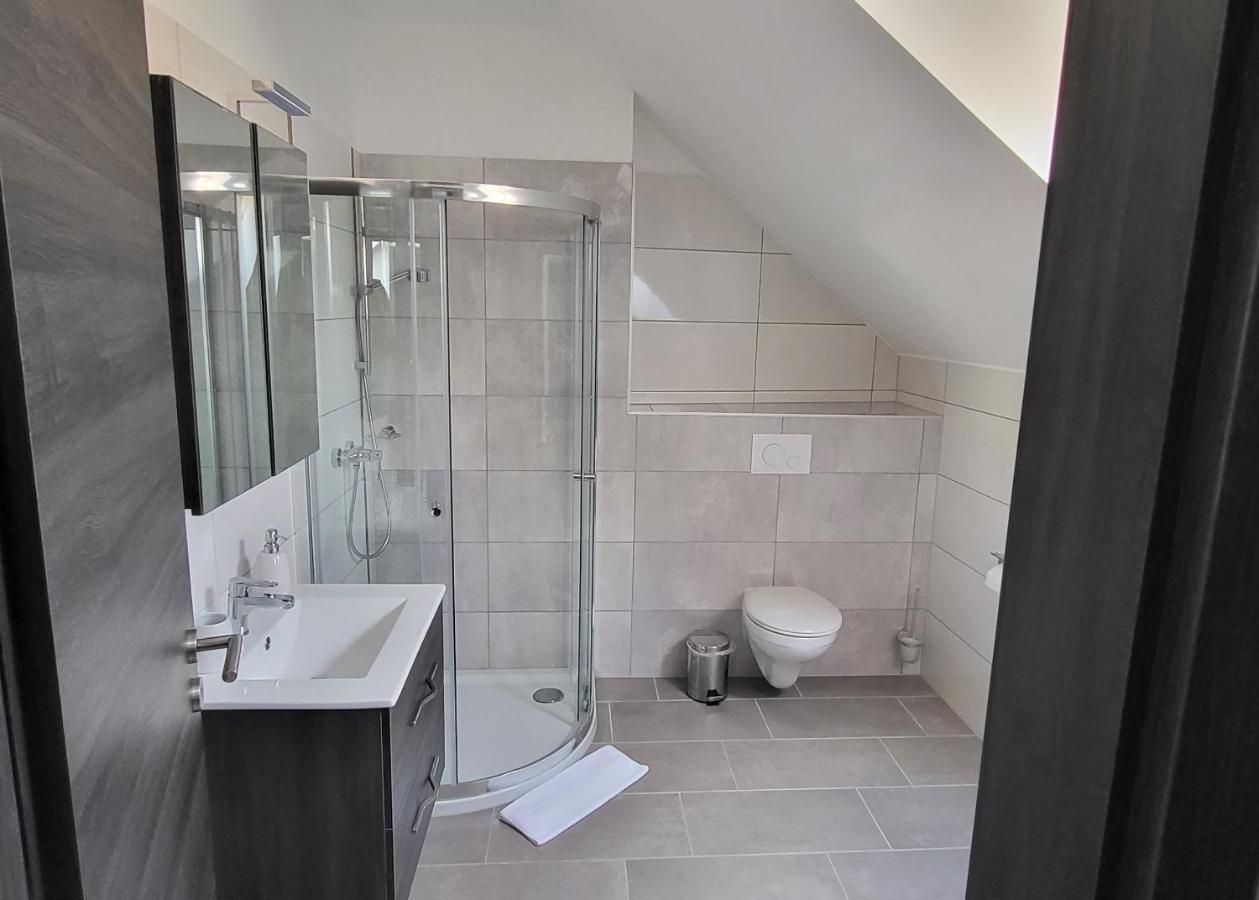 Dotis Apartman Tata Exteriér fotografie
